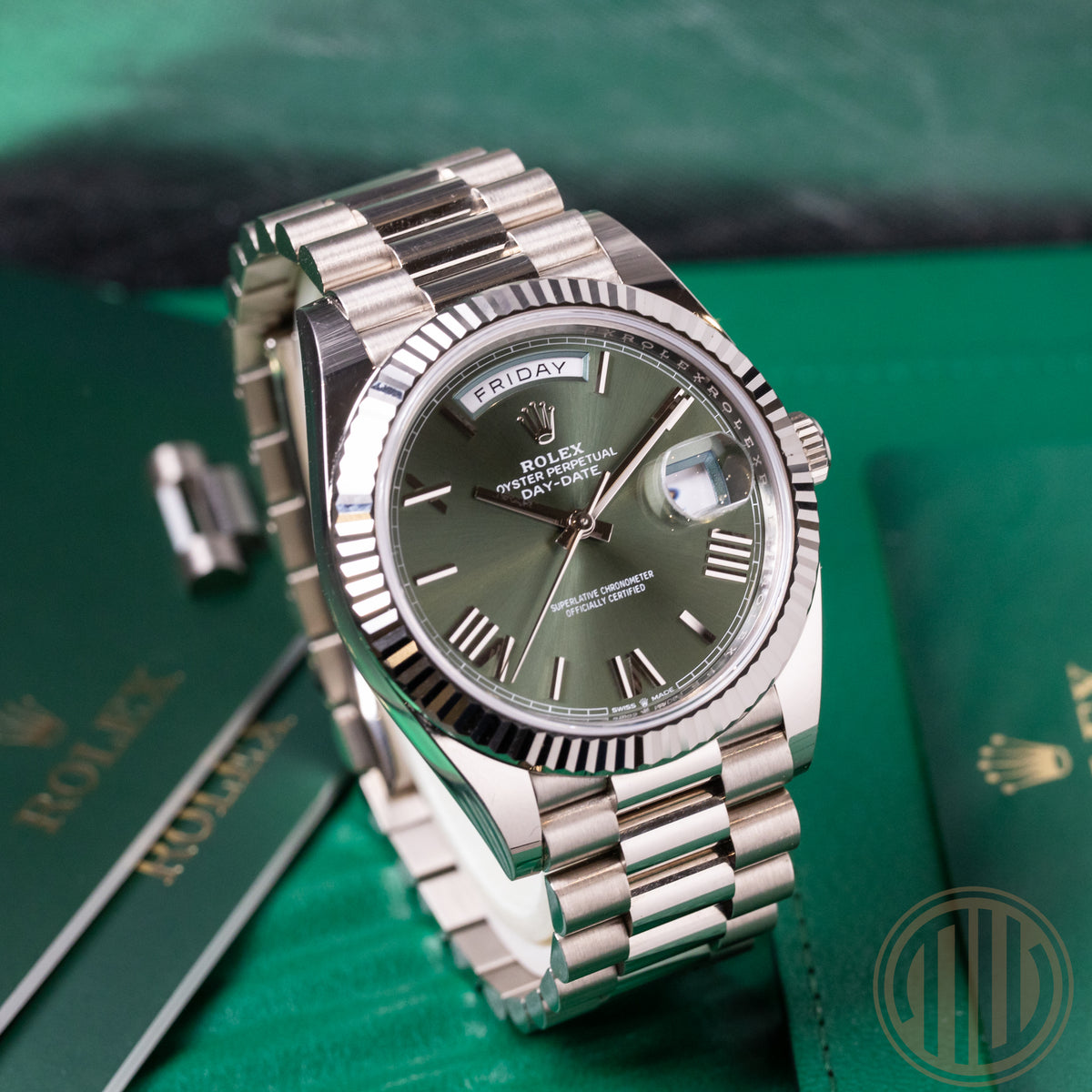 Rolex Day-Date 40 Olive Dial | 18kt Whitegold | Box and Papers | 2021 | 228239