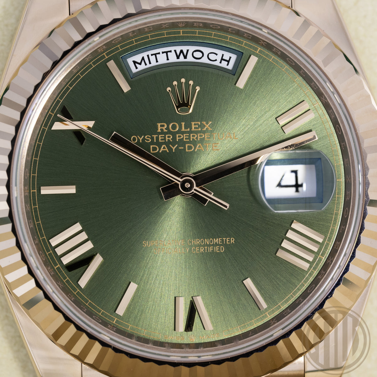 Rolex Day-Date 40 New | Unworn | Everose | Olive Dial | Box and Papers | 2023 | 228235