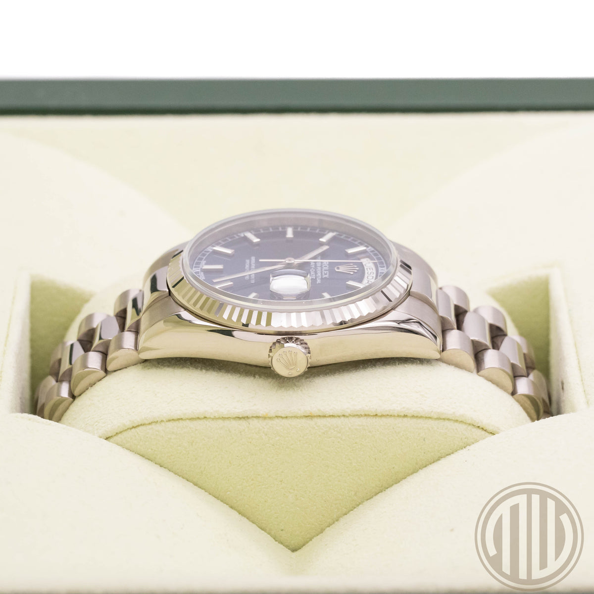 Rolex Day-Date 36 18kt Whitegold | Blue Dial | Lc100 | Box and Papers | 2009