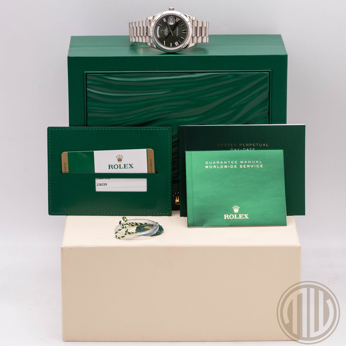 Rolex Day-Date 40 Olive Dial | Lc100 | Orig.Invoice | Box and Papers | 2016