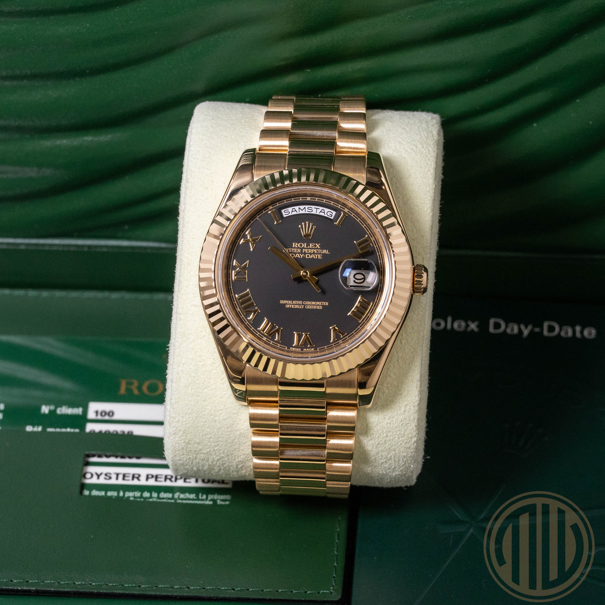 Rolex Day-Date II Black Dial | 18kt Yellowgold | Lc100 | Box and Papers | 2011