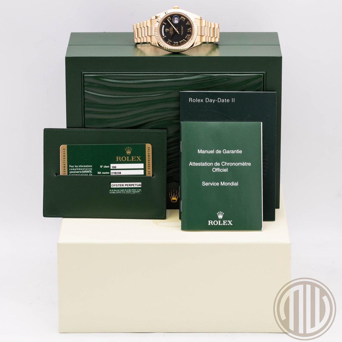 Rolex Day-Date II Black Dial | 18kt Yellowgold | Lc100 | Box and Papers | 2011