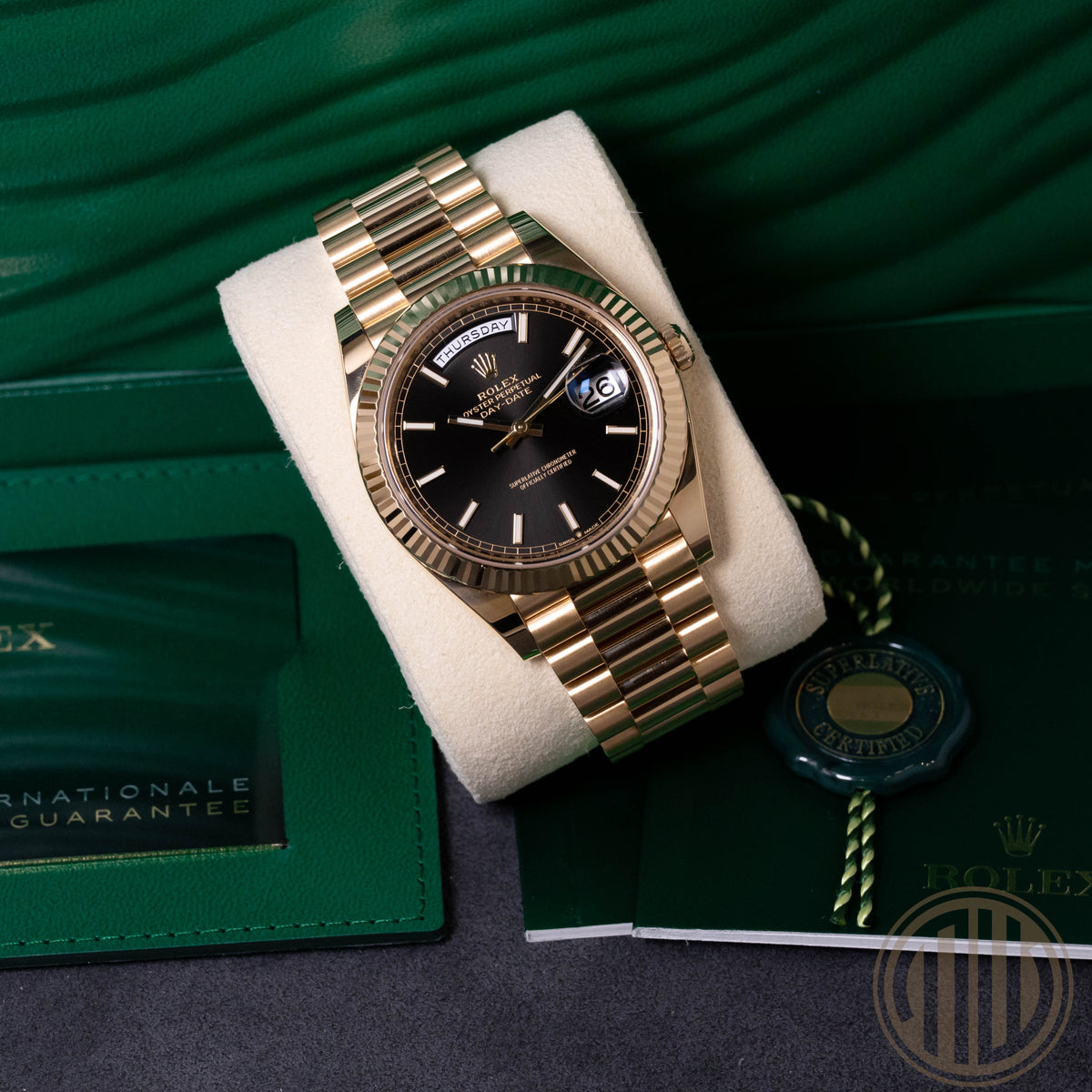 Rolex Day-Date 40 18kt Yellowgold | Black Dial | Box and Papers | 2023
