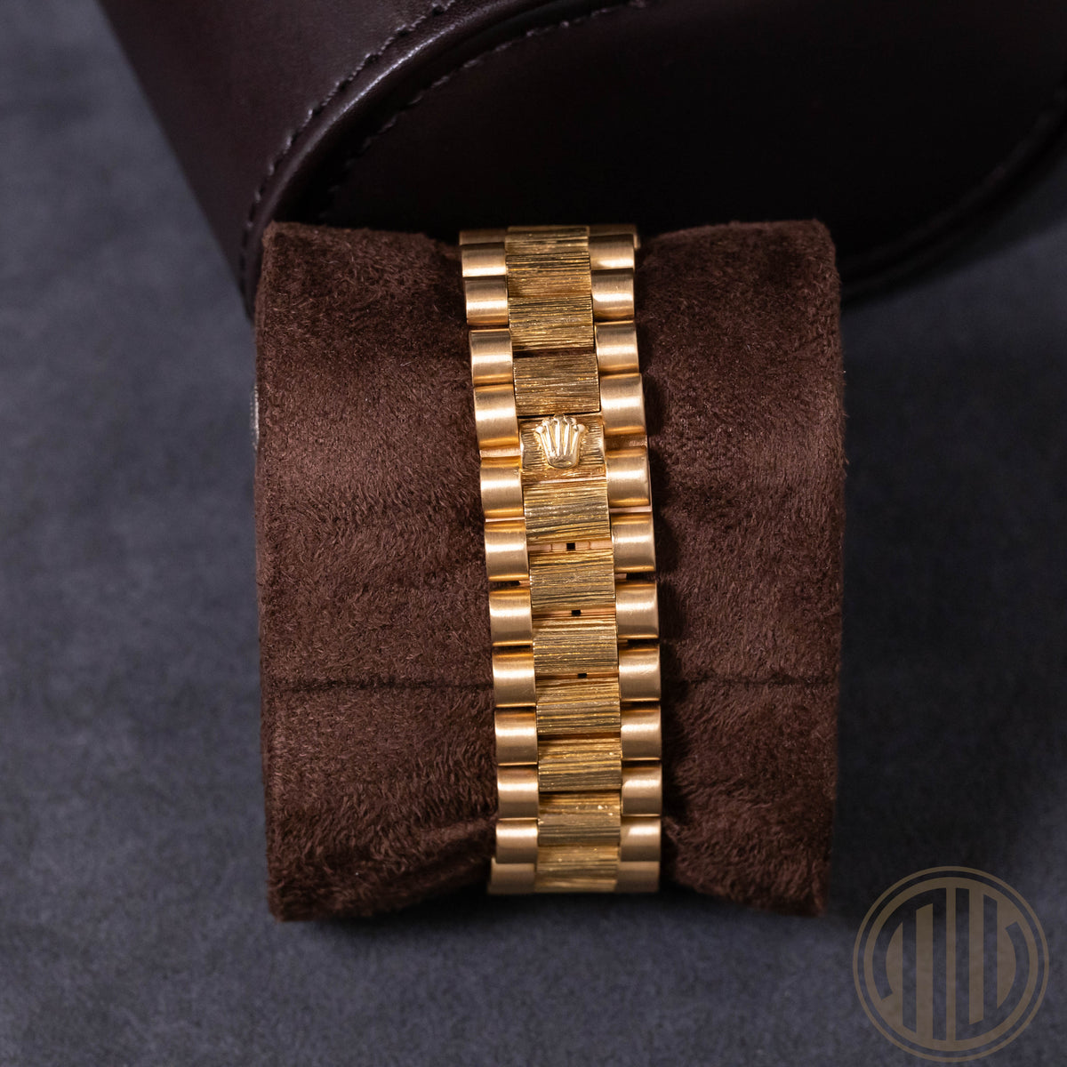 Rolex Day-Date 36 Grey Sigma Diamond Dial | Bark | 18kt Yellowgold