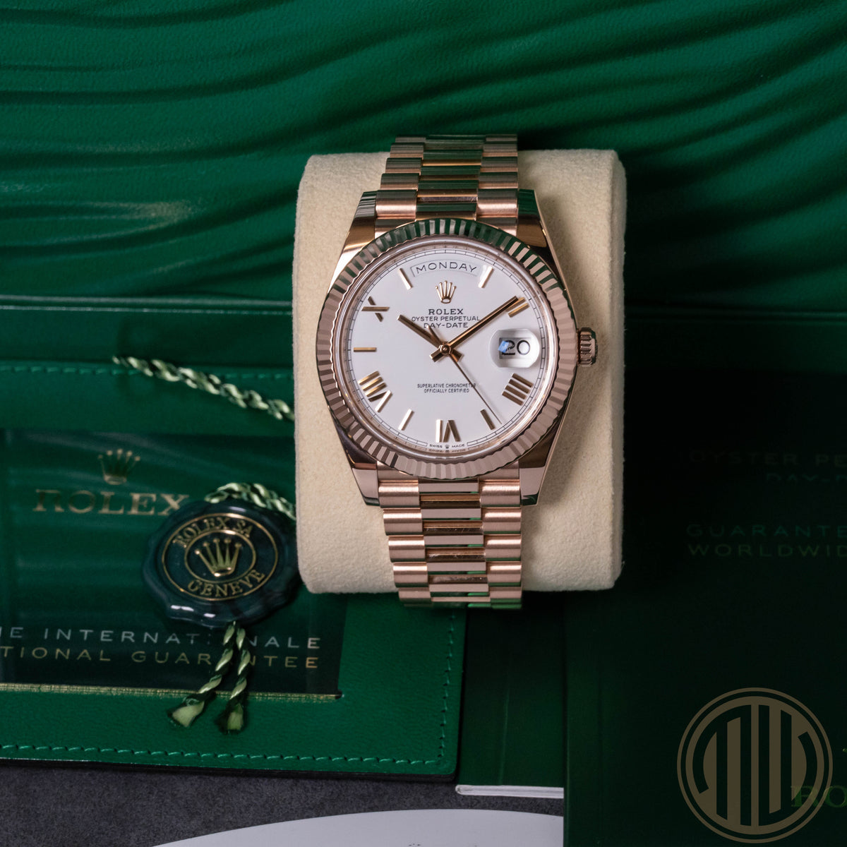 Rolex Day-Date 40 White Roman Dial | Everose-Gold | Box and Papers | 2021