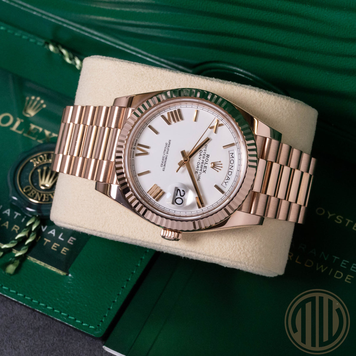 Rolex Day-Date 40 White Roman Dial | Everose-Gold | Box and Papers | 2021