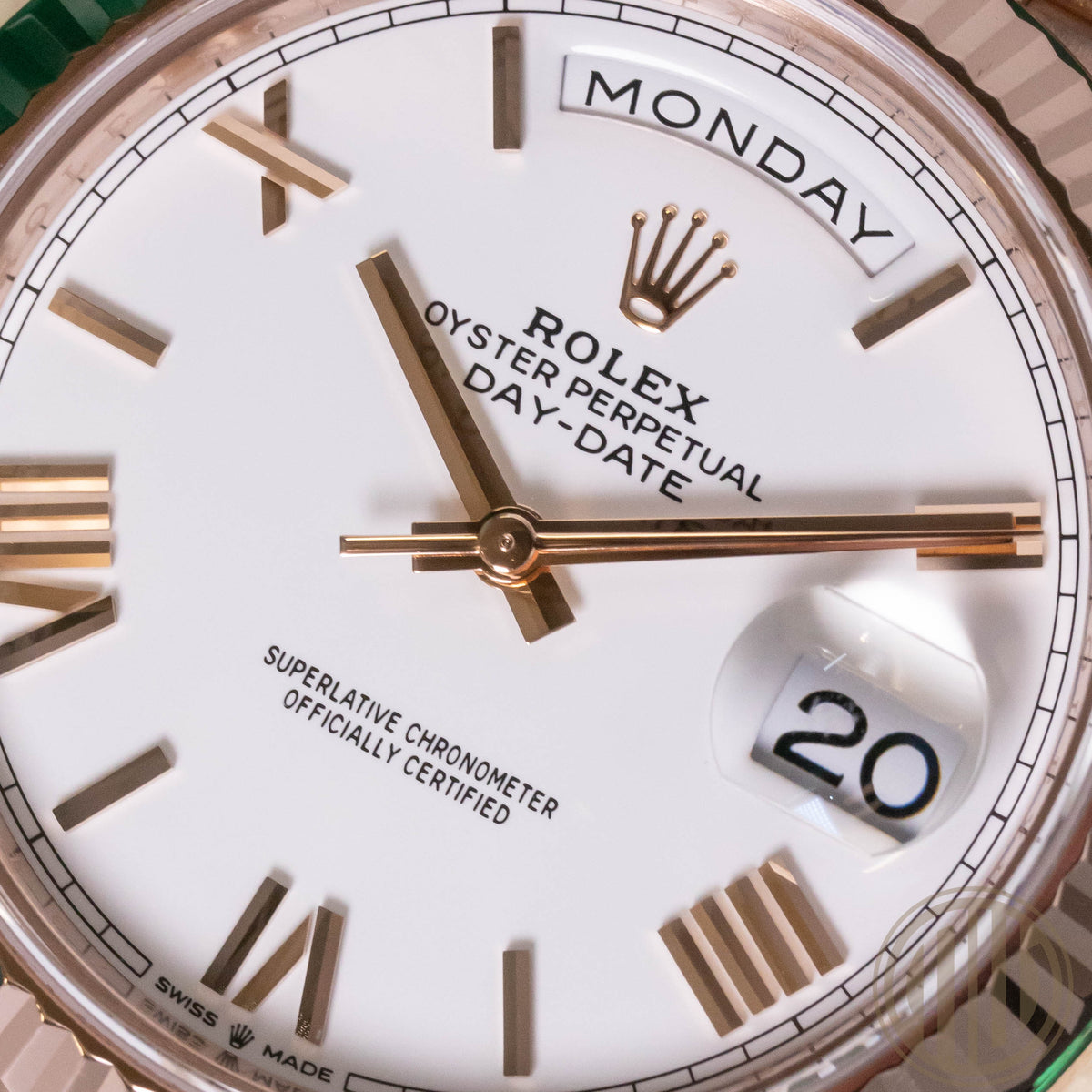 Rolex Day-Date 40 White Roman Dial | Everose-Gold | Box and Papers | 2021