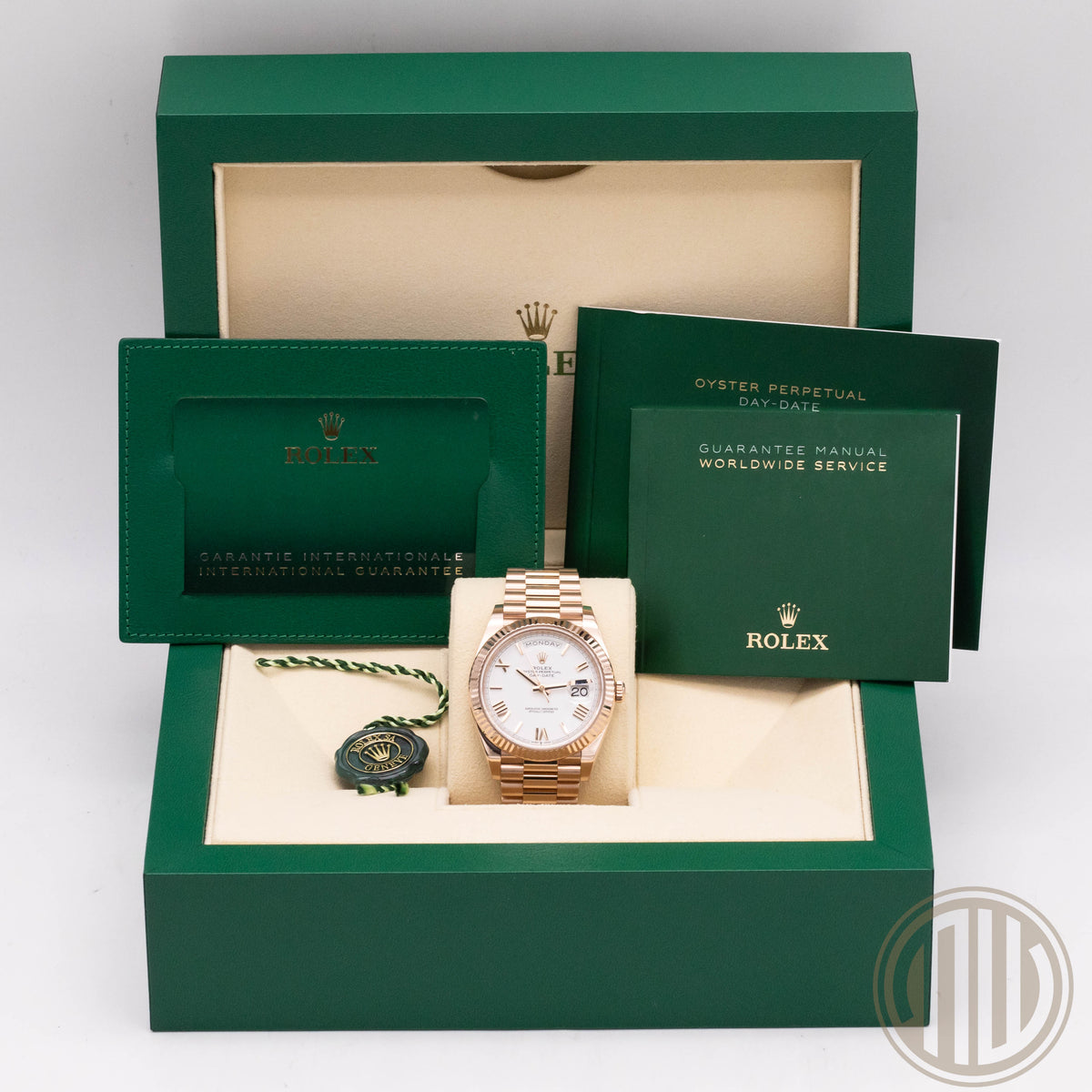 Rolex Day-Date 40 White Roman Dial | Everose-Gold | Box and Papers | 2021