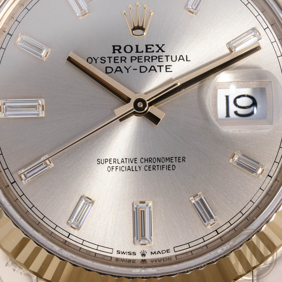 Rolex Day-Date 40 Sundust Baguette Dial | Everose-Gold | Box and Papers | 2020