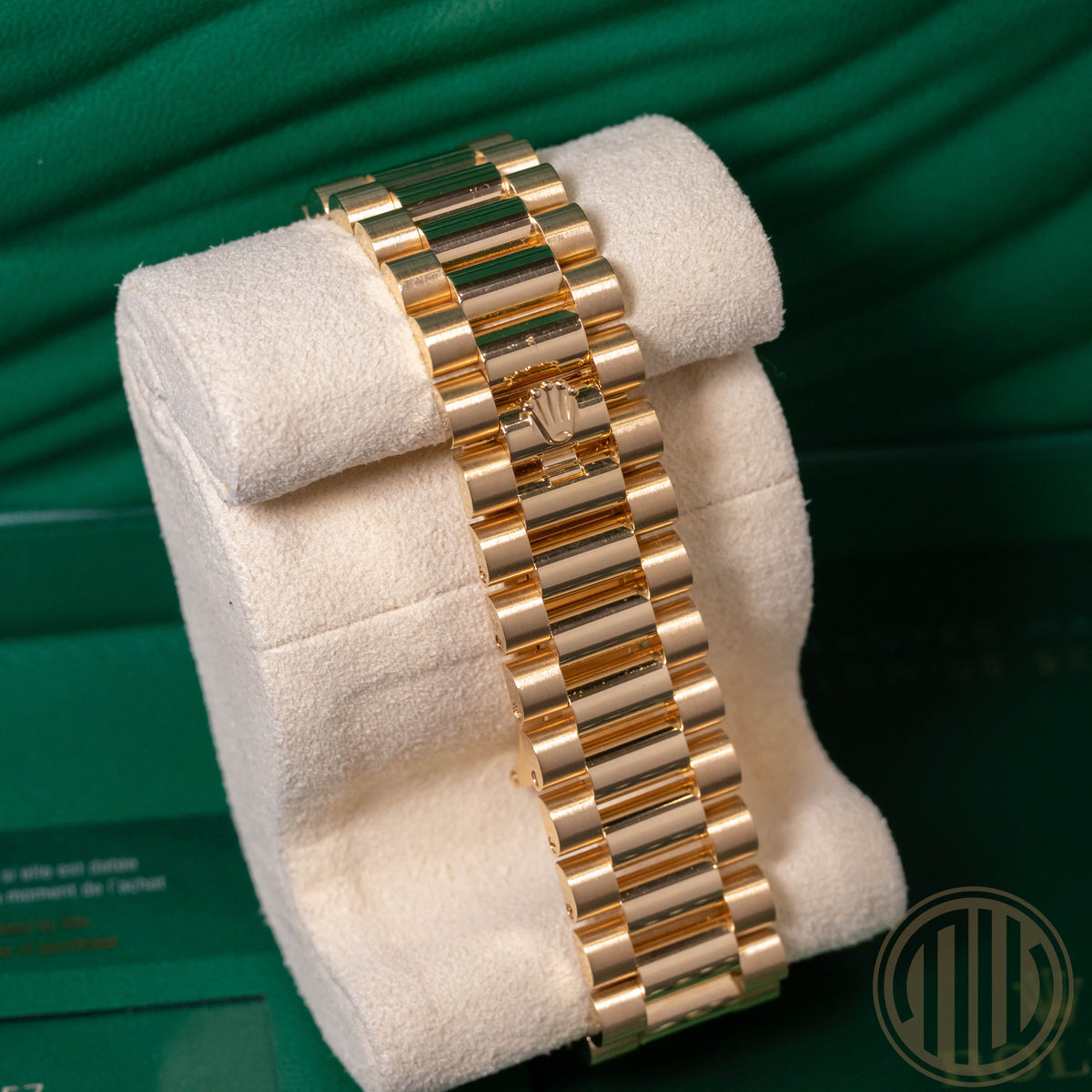 Rolex Day-Date 40 Onyx Baguette Dial | 18kt Yellowgold | Box and Papers | 2023