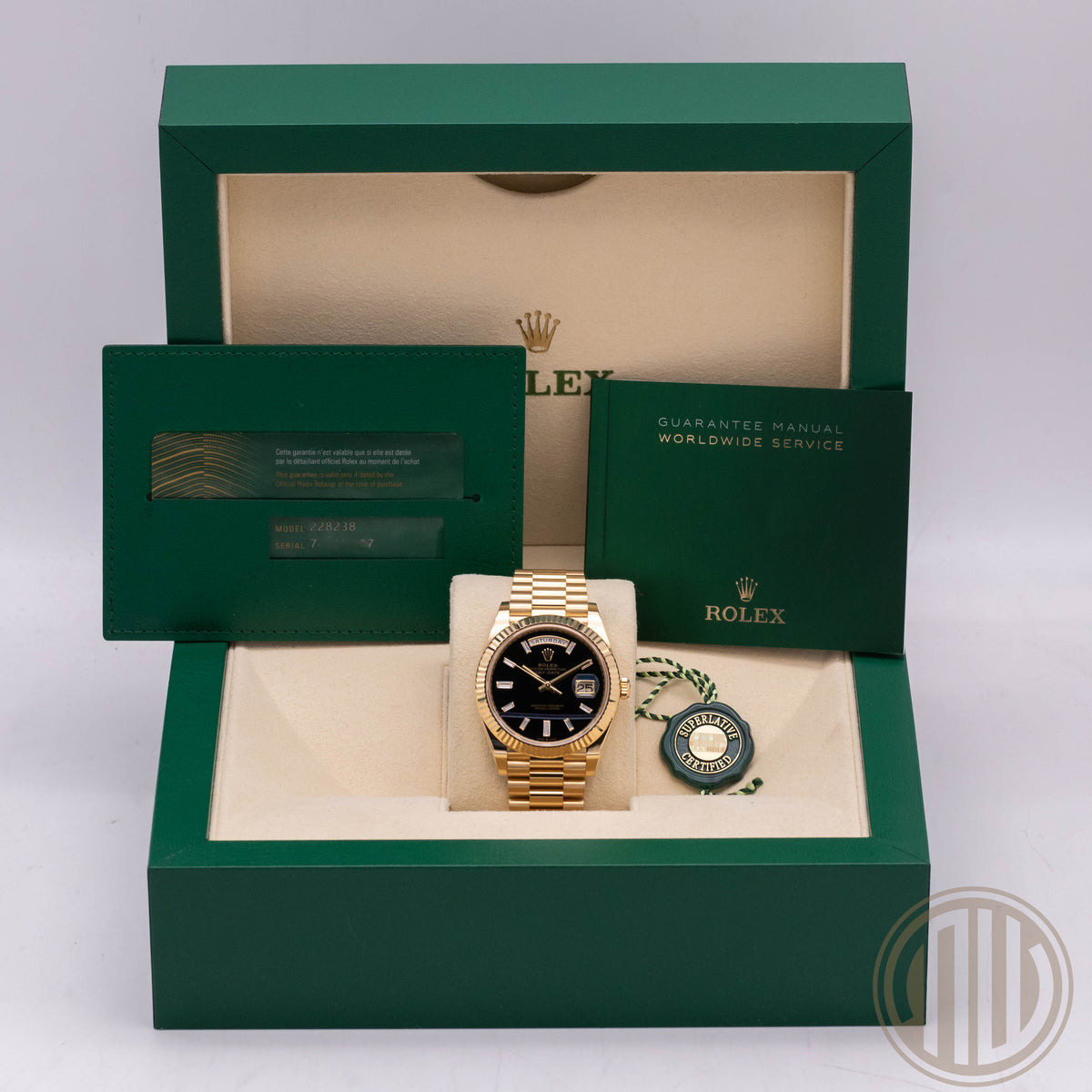 Rolex Day-Date 40 Onyx Baguette Dial | 18kt Yellowgold | Box and Papers | 2023