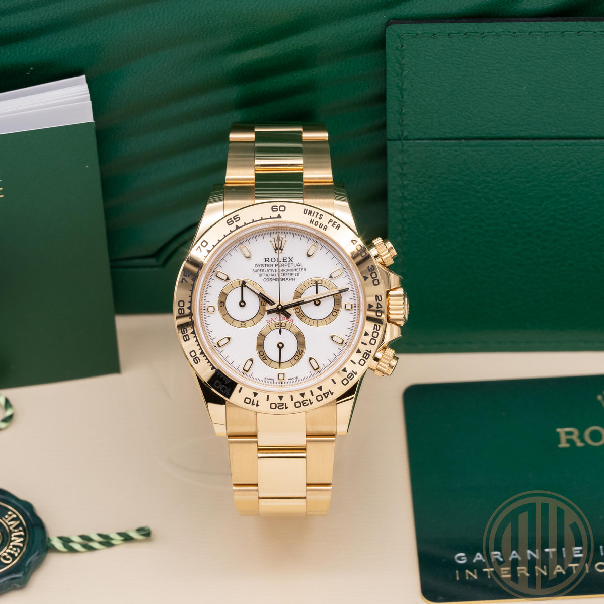 Rolex Daytona 18Kt Yellowgold | White Dial | 116508 | Box and Papers | 2022 116508