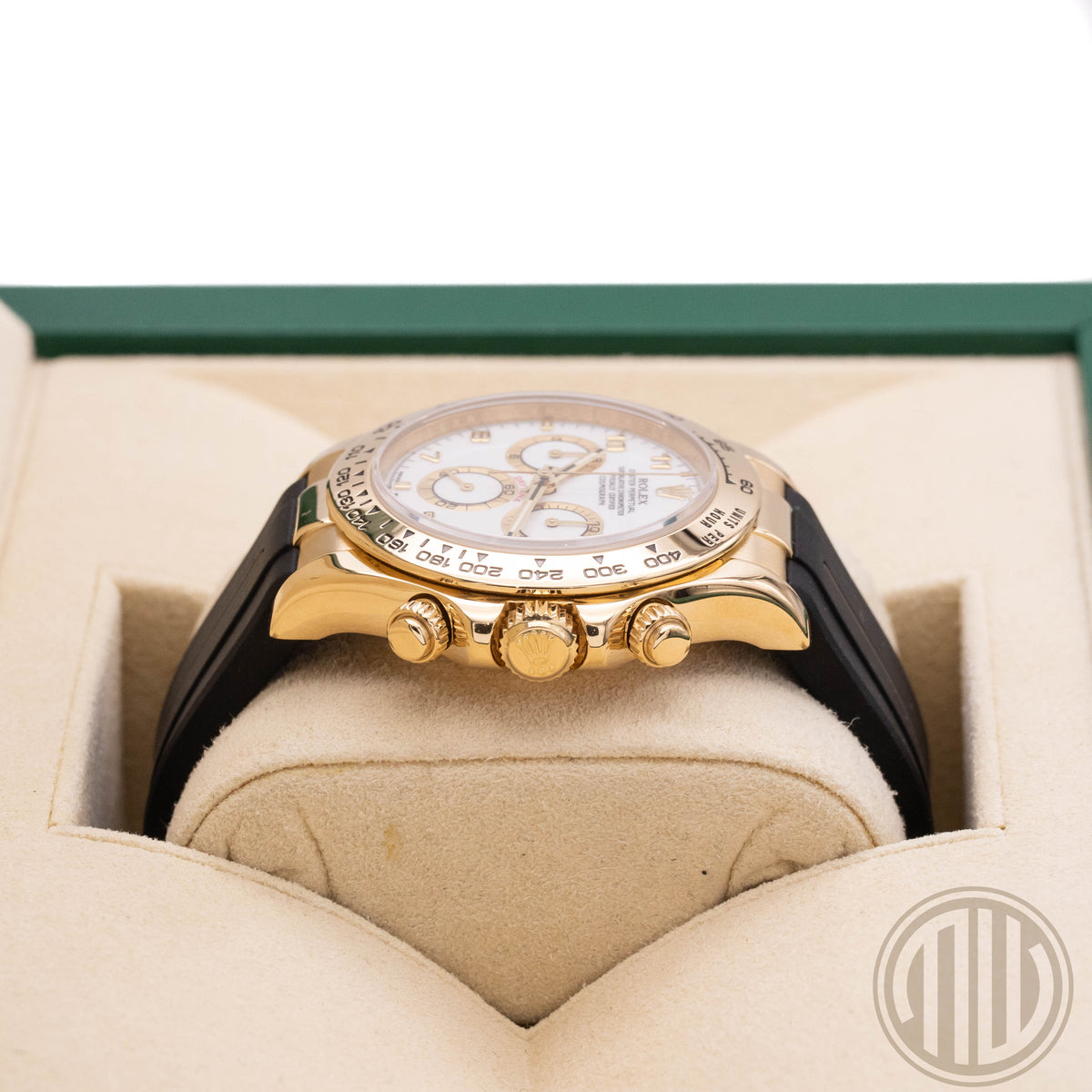Rolex Daytona White Dial | 18kt Yellowgold | Box and Papers | 2009