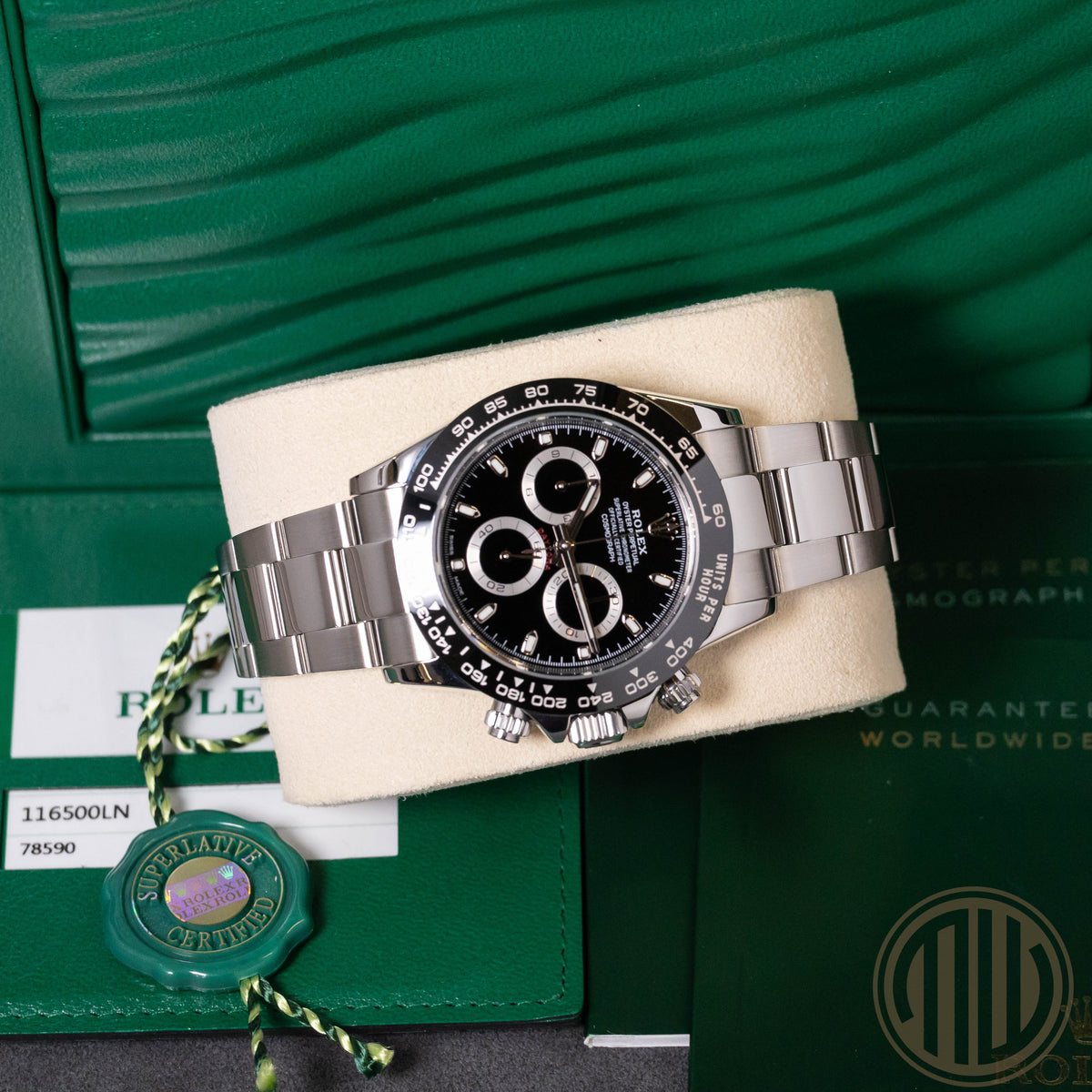Rolex Daytona Black Dial | Ceramik | Oyster | Box and Papers | 2016