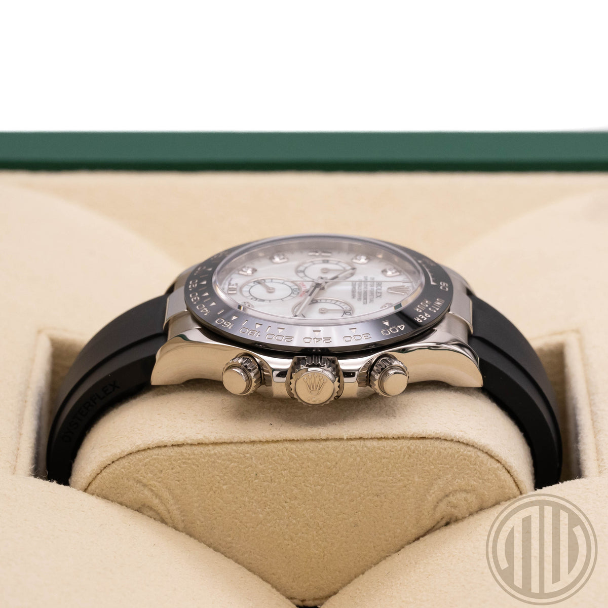 Rolex Daytona MOP Diamaond Dial | Whitegold | Box and Papers | 2020