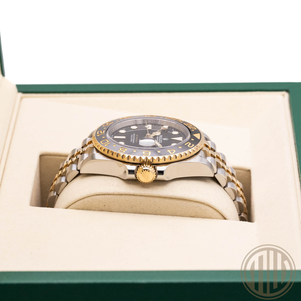 Rolex GMT-Master II Bicolor | Orig.Invoice | Jubilee | Box and Papers | 2025 | 126713GRNR