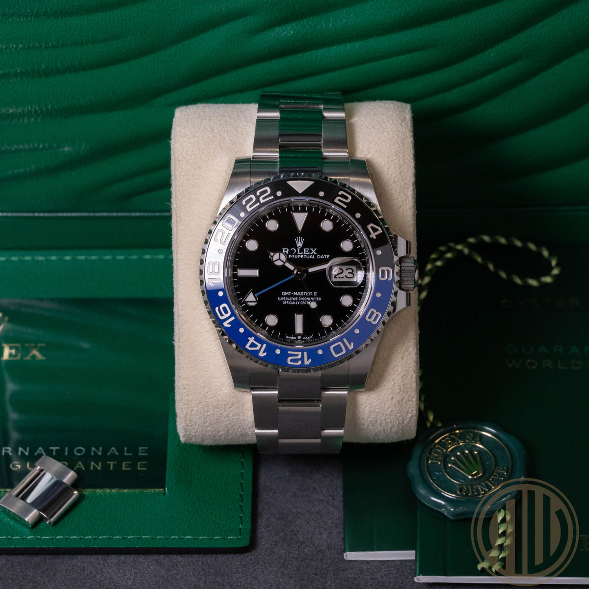 Rolex GMT-Master II Batman | Lc100 | Orig.Invoice | Box and Papers | 2024