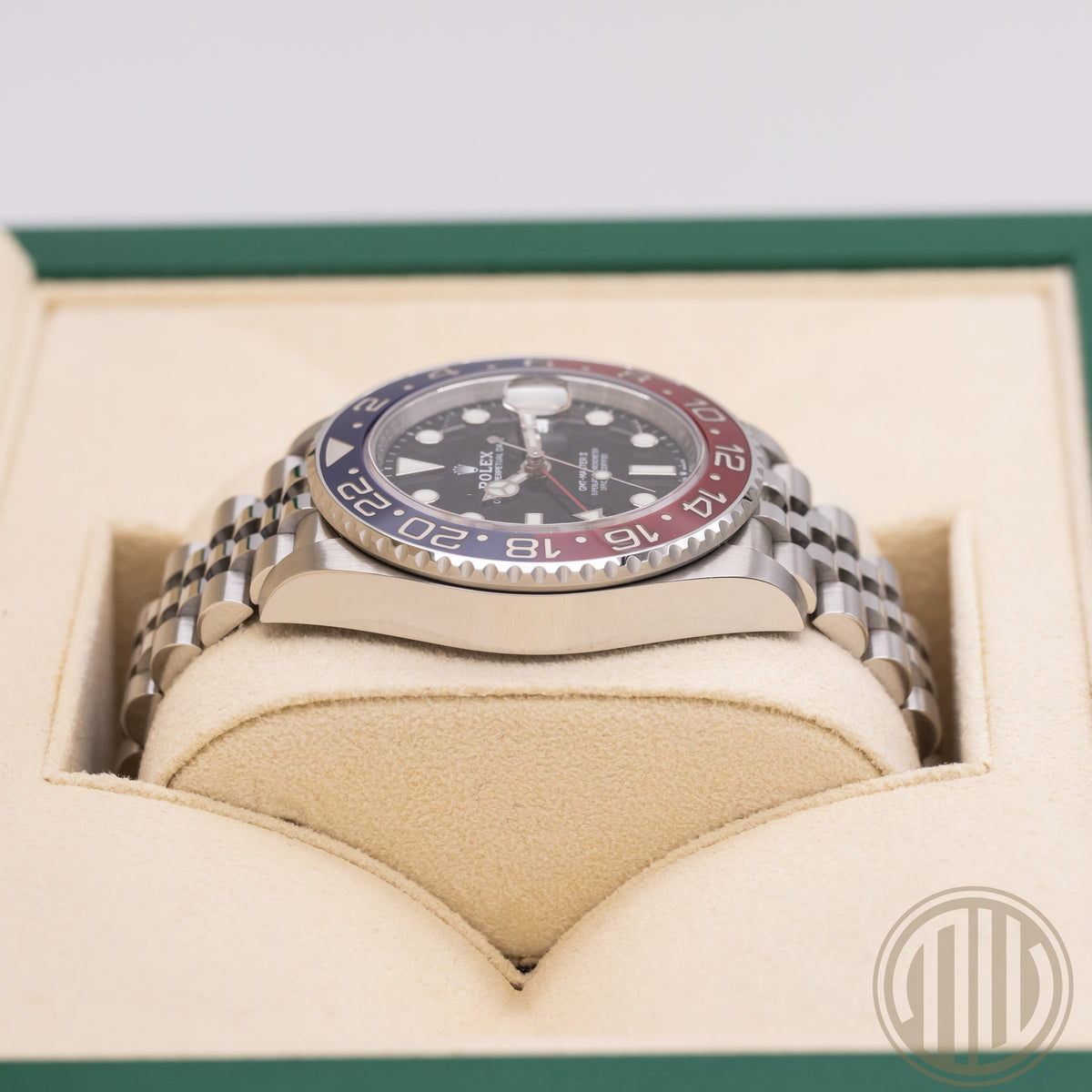 Rolex GMT-Master II Pepsi | Jubilee | Box and Papers | 2020 | 126710BLRO