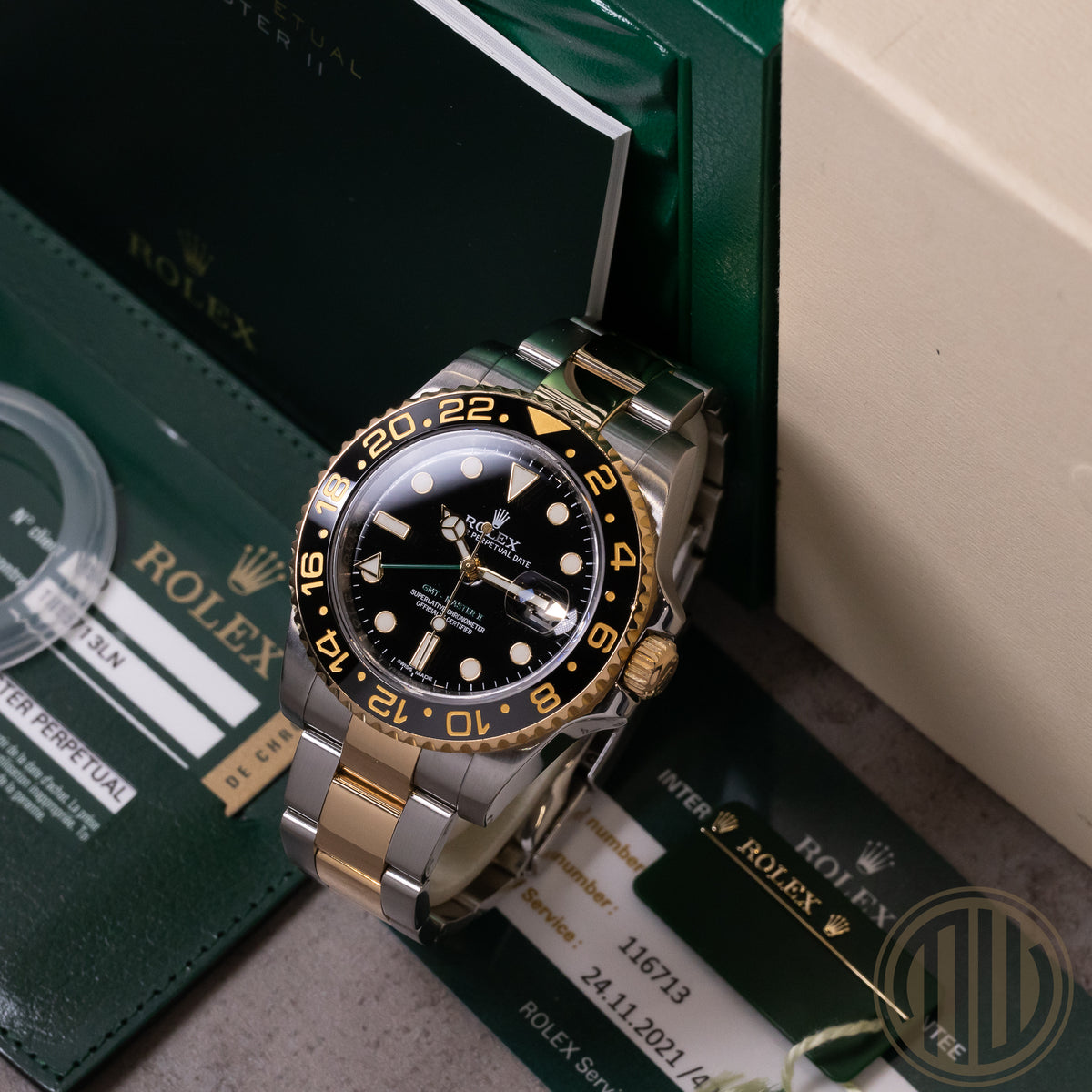 Rolex GMT-Master II Bicolor | Top Condition | Box and Papers | 2014 | 116713LN