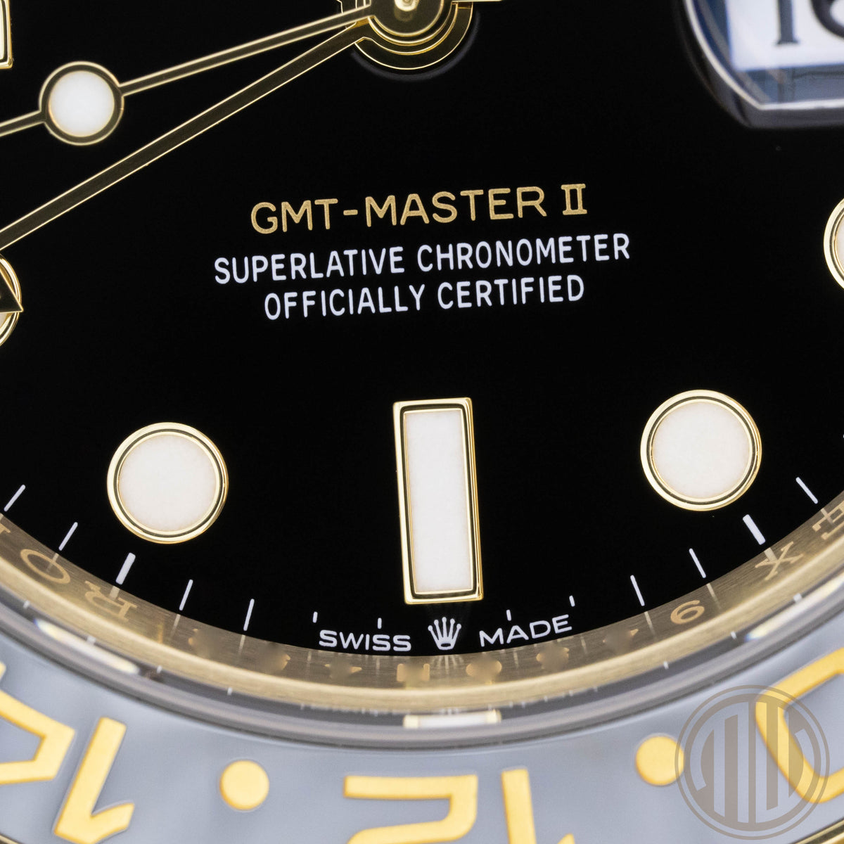 Rolex GMT-Master II 18kt Yellowgold | Zombie | Box and Papers | 2023 | 126718GRNR