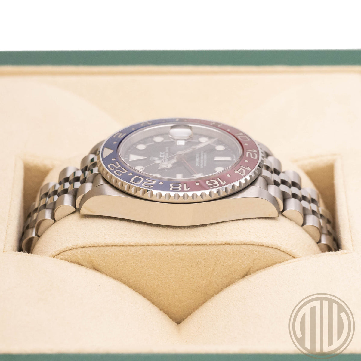 Rolex GMT-Master II Pepsi | MK1 | Lc100 | Box and Papers | 2018 | 126710BLRO