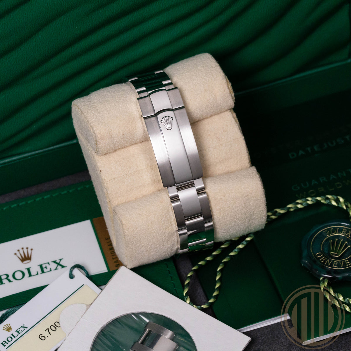 Rolex Lady-Datejust Silver Dial | Lc100 | Box and Papers | 2017 | 279174