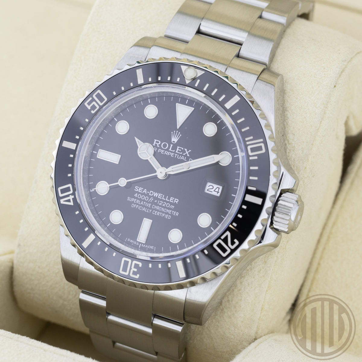 Rolex Sea-Dweller 4000 116600 | Box and Papers 2016