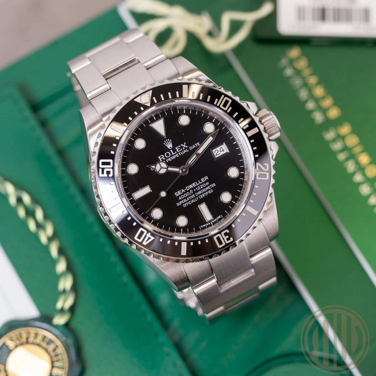 Rolex Sea-Dweller 4000 116600 | Box and Papers 2016