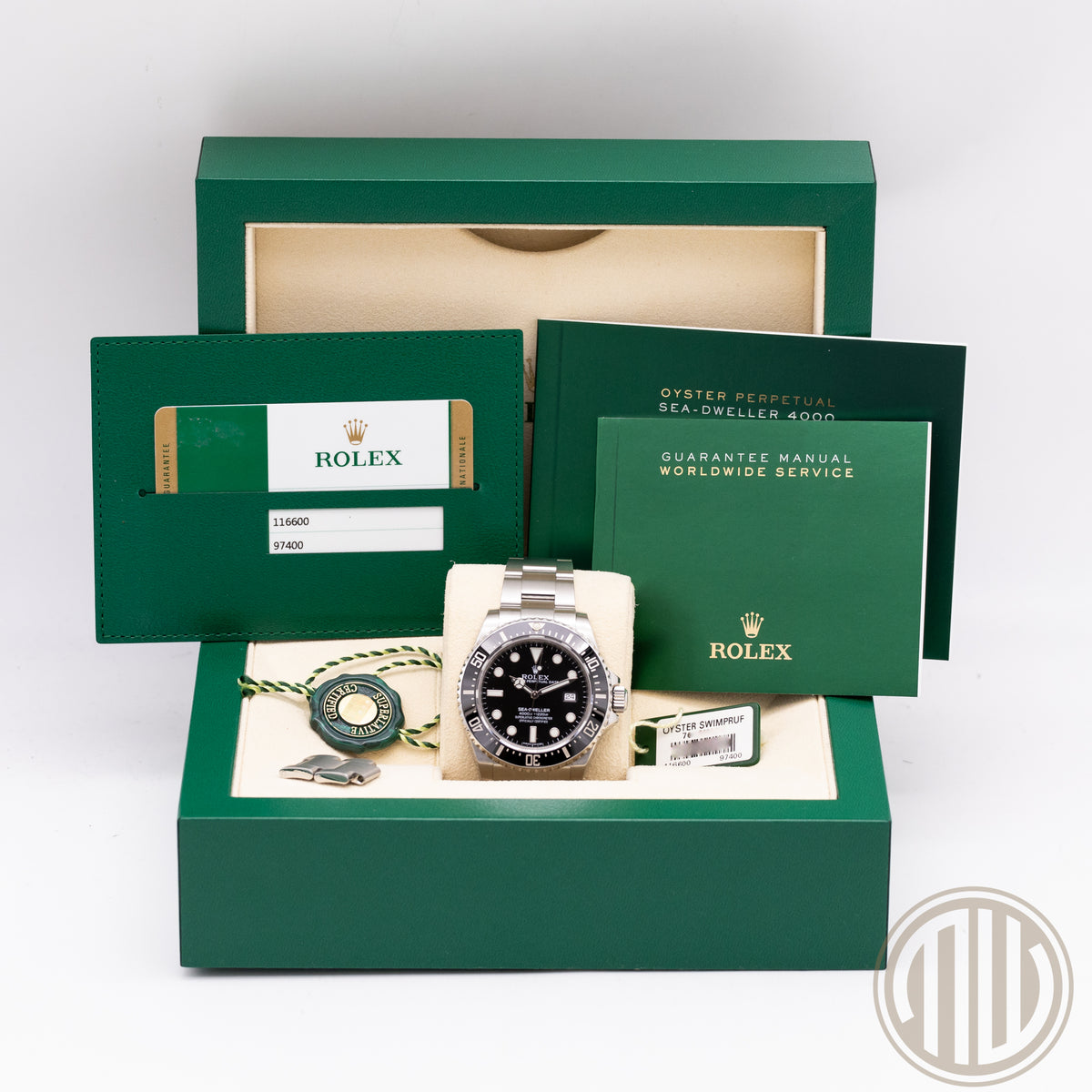 Rolex Sea-Dweller 4000 116600 | Box and Papers 2016