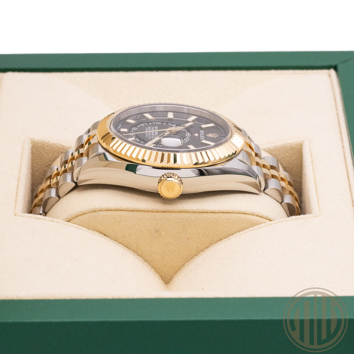 Rolex Sky-Dweller Bicolor | Black Dial | Jubilee | 326933