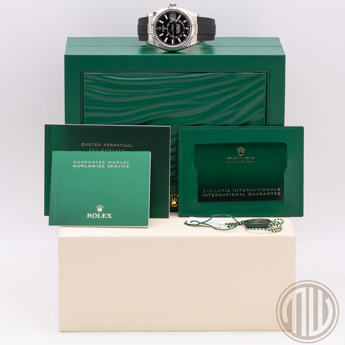 Rolex Sky-Dweller 18kt Whitegold | Black Dial | Box and Papers | 2023