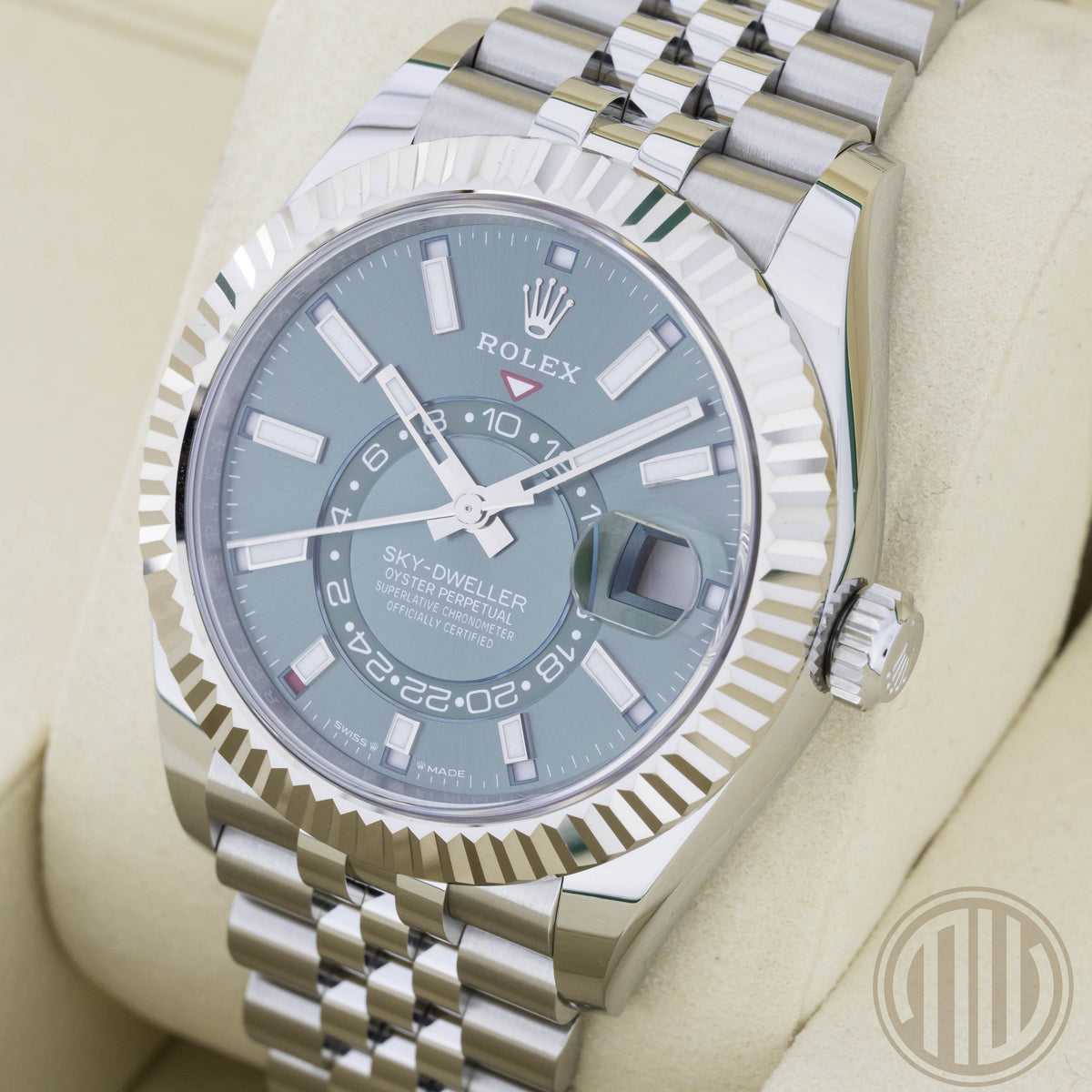 Rolex Sky-Dweller Mint-Green | Jubillee | Orig.Invoice | Box & Papers | 2025