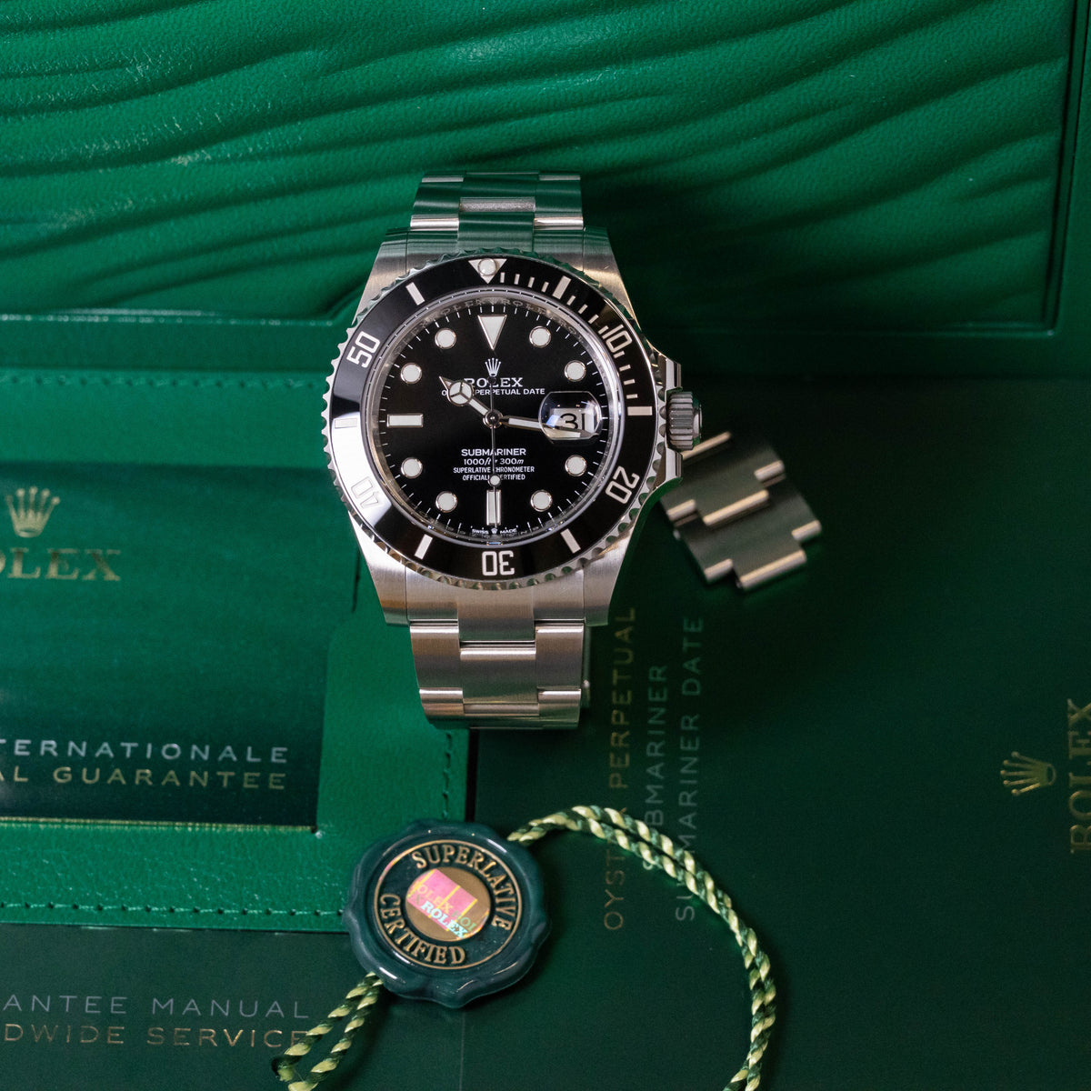 Rolex Submariner Date Stainless-Steel | Box and Papers | 2023 | 126610LN