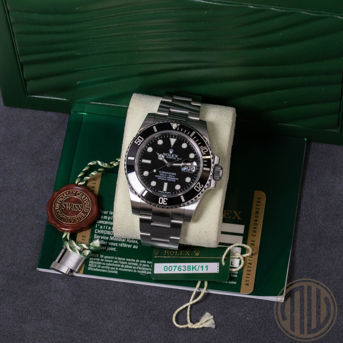 Rolex Submariner Date Stainless-Steel | 116610LN | Box and Papers | 2011