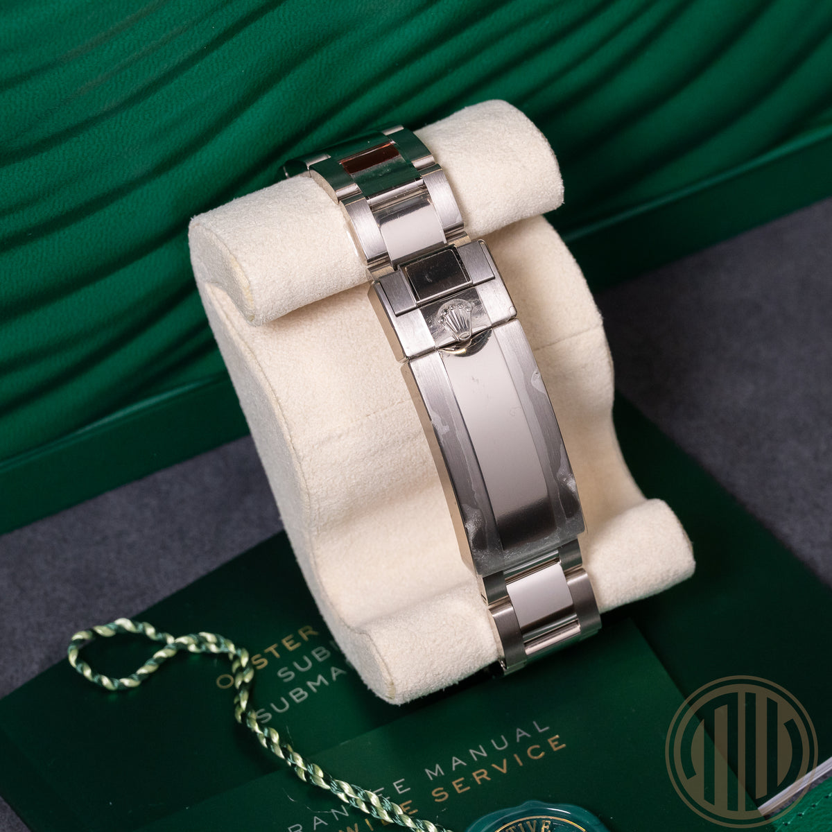 Rolex Submariner Date "Smurf" Full Sticker | 18kt Whitegold | Lc100 | Box and Papers | 2019