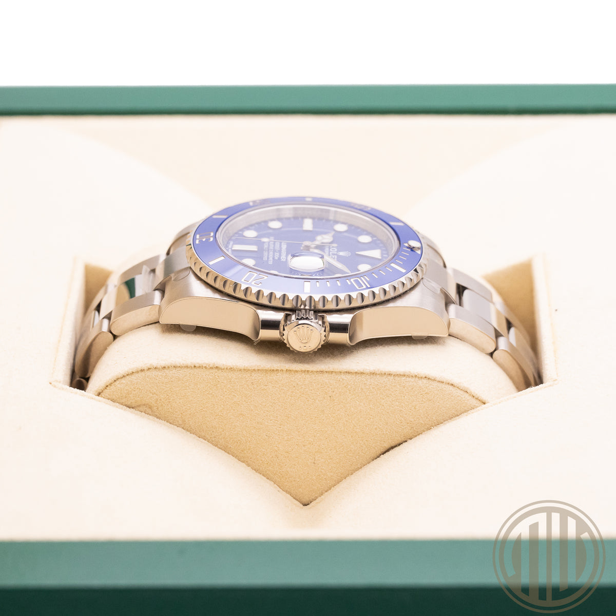 Rolex Submariner Date "Smurf" Full Sticker | 18kt Whitegold | Lc100 | Box and Papers | 2019