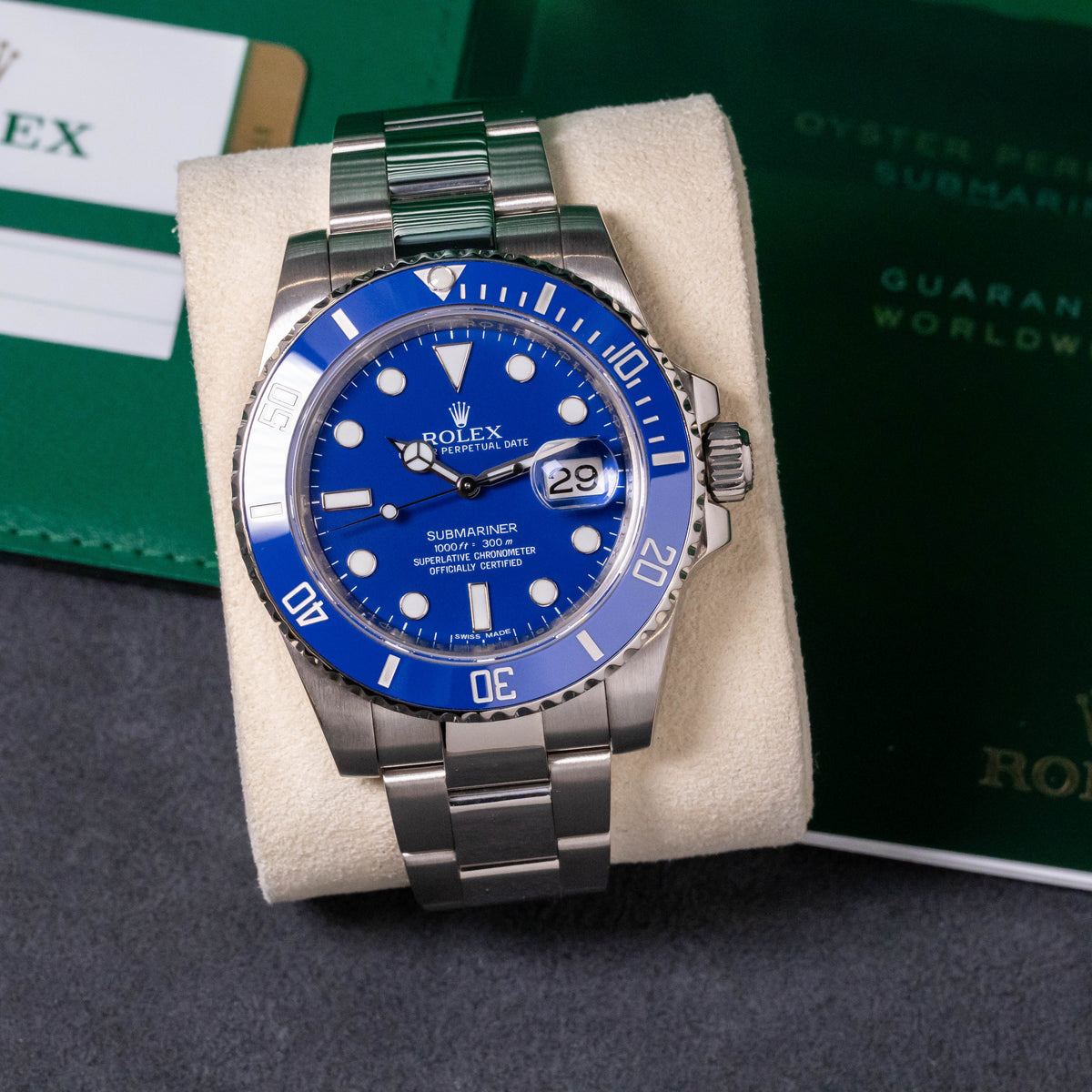 Rolex Submariner Date Smurf | 18kt Whitegold | Box and Papers | 2017