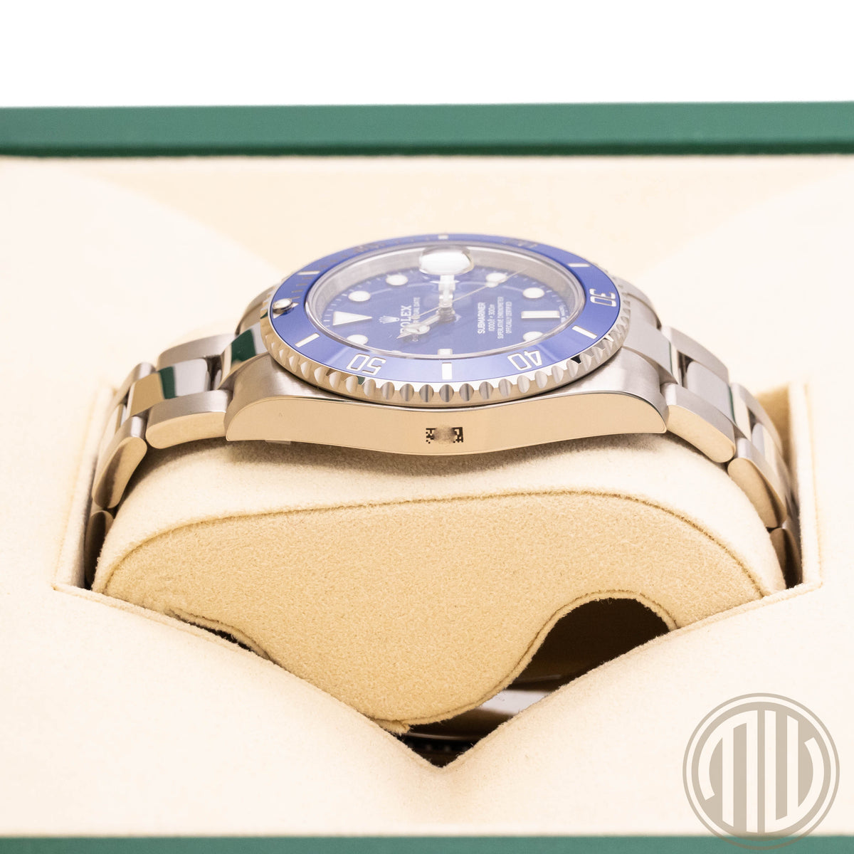 Rolex Submariner Date 45.900 € SMURF | NEW | Ungetragen | 2019| Teilverklebt | NOS