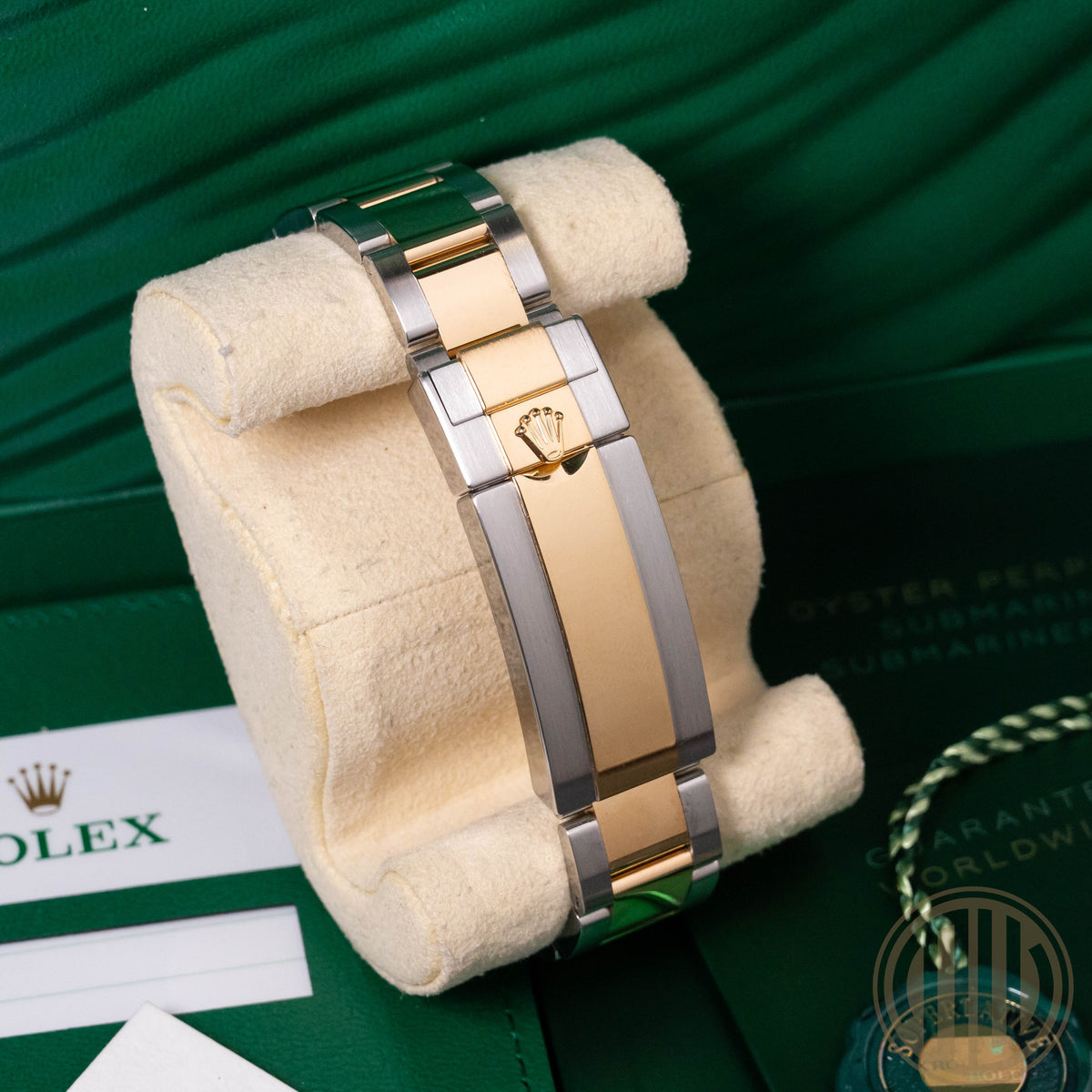 Rolex Submariner Date Bicolor | Lc100 | Box and Papers | 2019