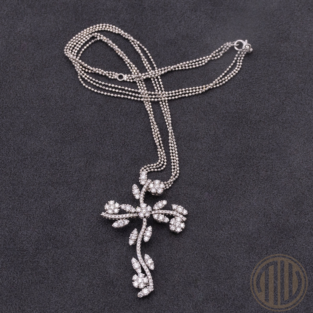 Maria Gaspari Necklace with Pendant | 18kt Whitegold | Diamonds | 3.91ct