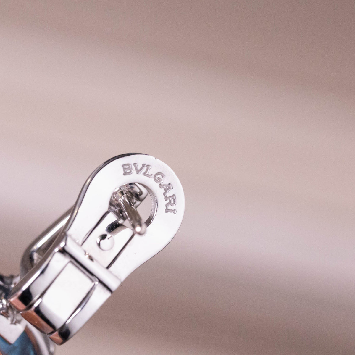 Bulgari Parentesi Cocktail Ohrringe | 750 Weißgold | Topaz | Diamonds