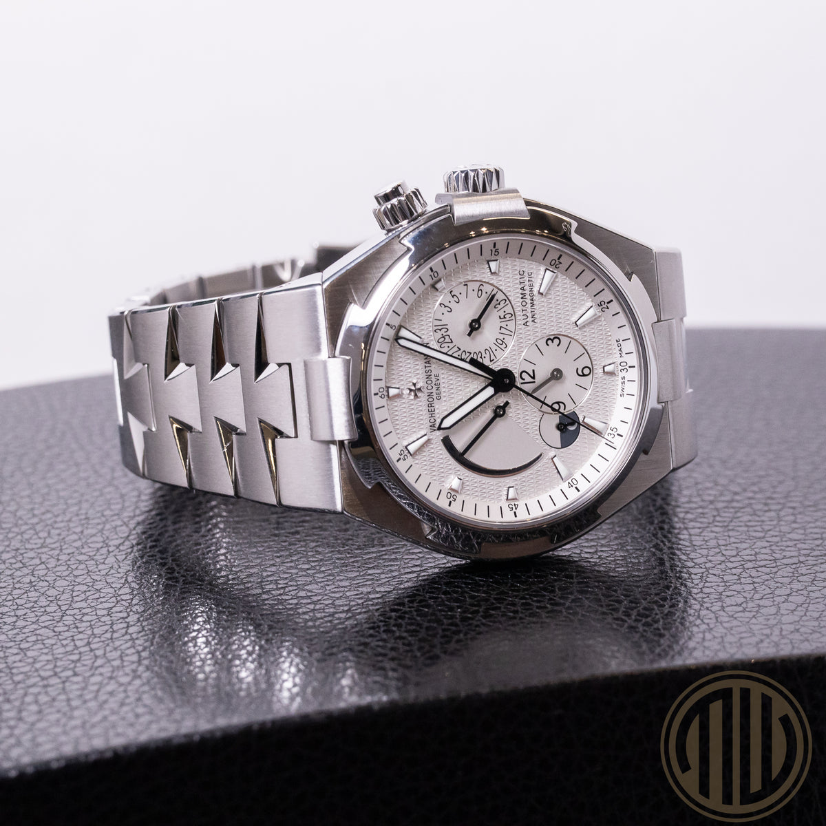 Vacheron Constantin Overseas Dual Time White Dial | Stainless Steel | Box and Papers | 2013