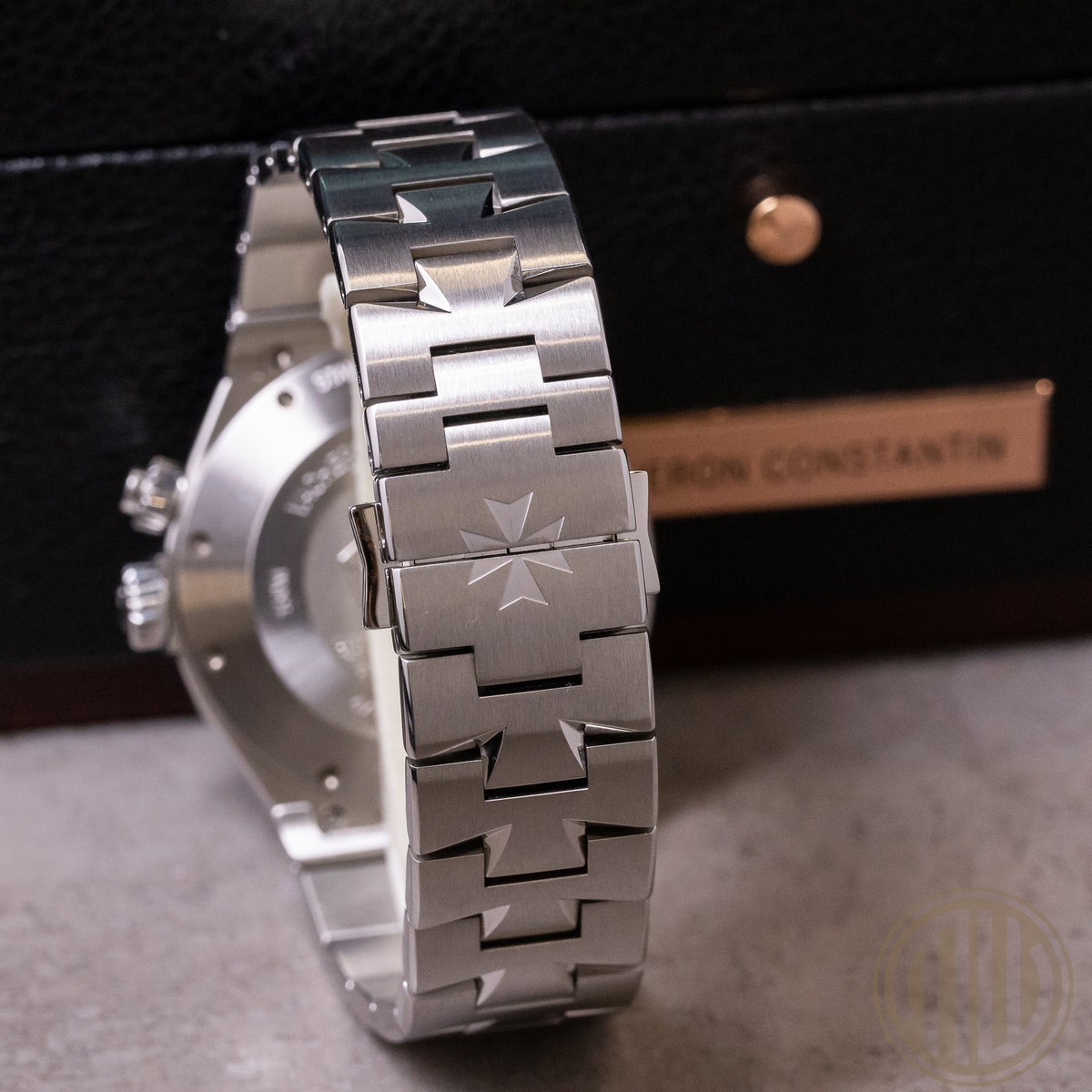 Vacheron Constantin Overseas Dual Time White Dial | Stainless Steel | Box and Papers | 2013
