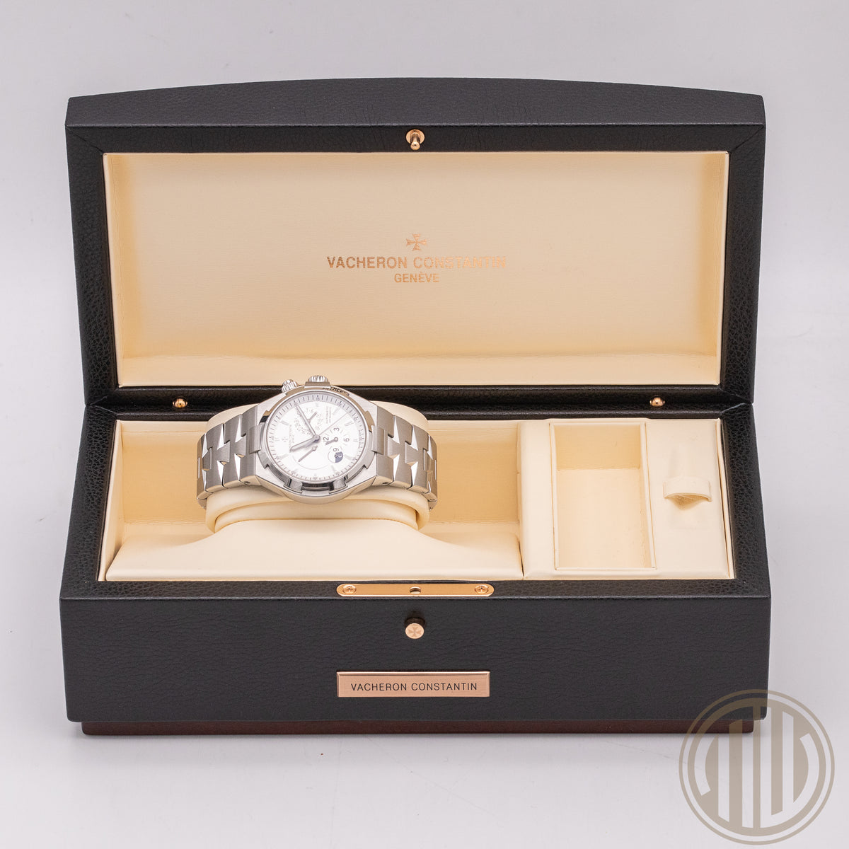 Vacheron Constantin Overseas Dual Time White Dial | Stainless Steel | Box and Papers | 2013