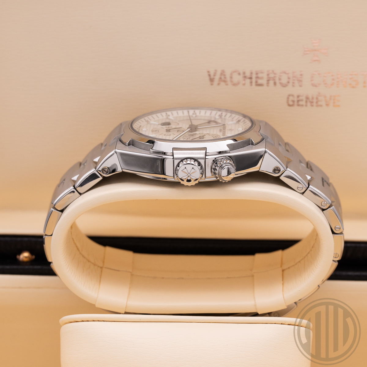 Vacheron Constantin Overseas Dual Time White Dial | Stainless Steel | Box and Papers | 2013