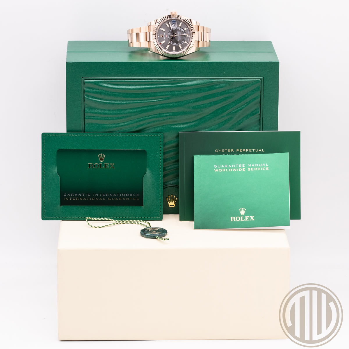 Rolex Sky-Dweller 18ct Everose-Gold | Grey Dial | Box and Papers | 2023